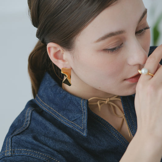 Fold Studs/Clip-on Earrings
