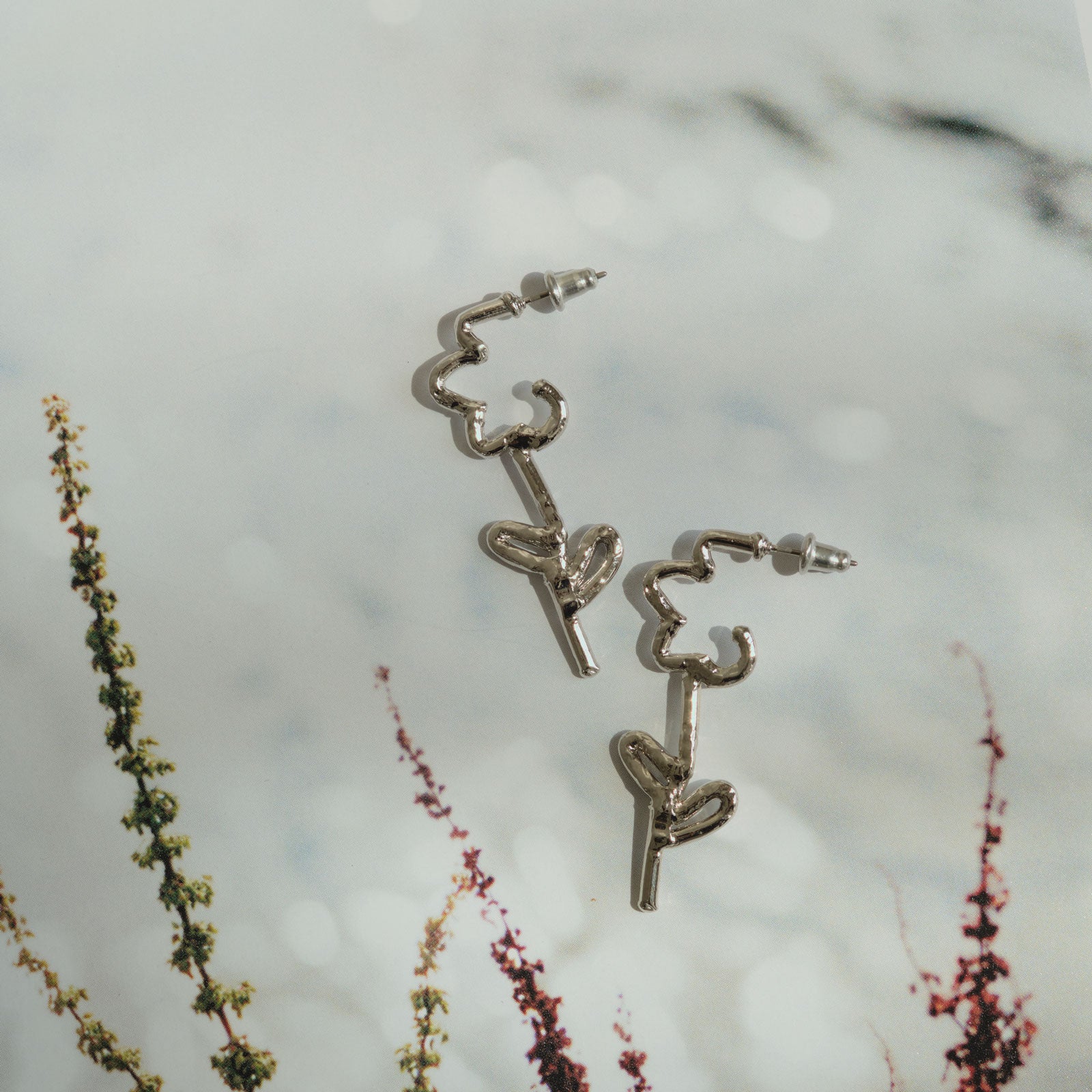 Tube Flower Pierce/Earrings – HAPPY CAKE JEWELS