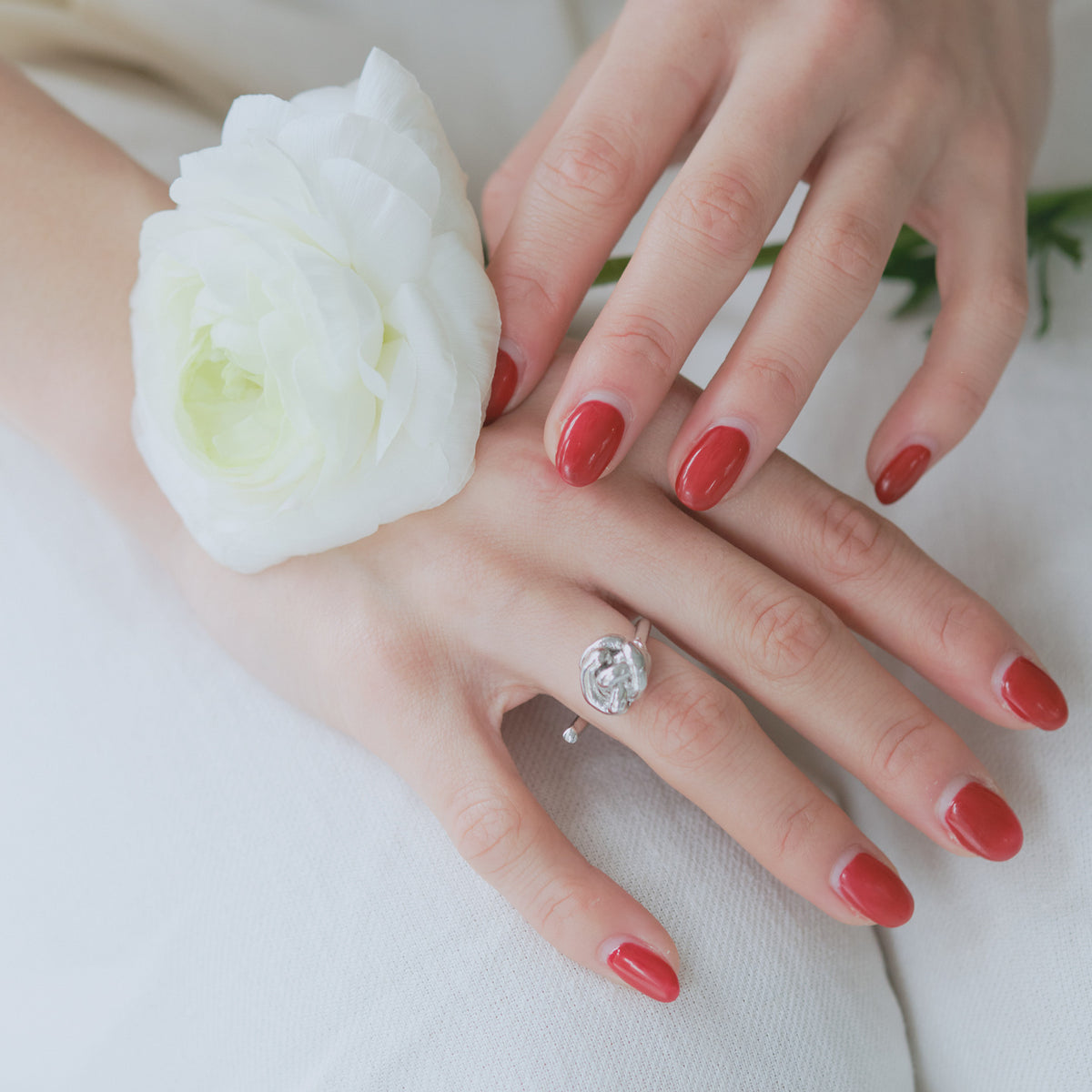 Bold Knot Ring