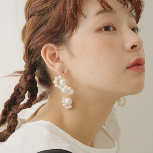 Frills  Piercing/Earrings