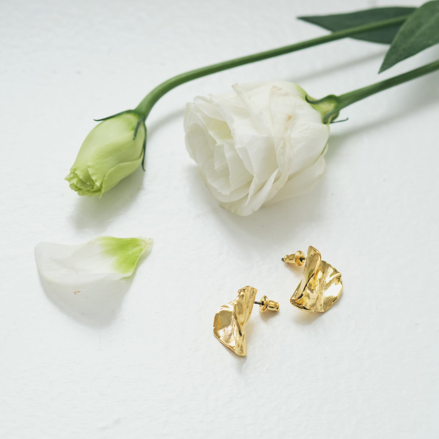 Petal Pierce/Earrings