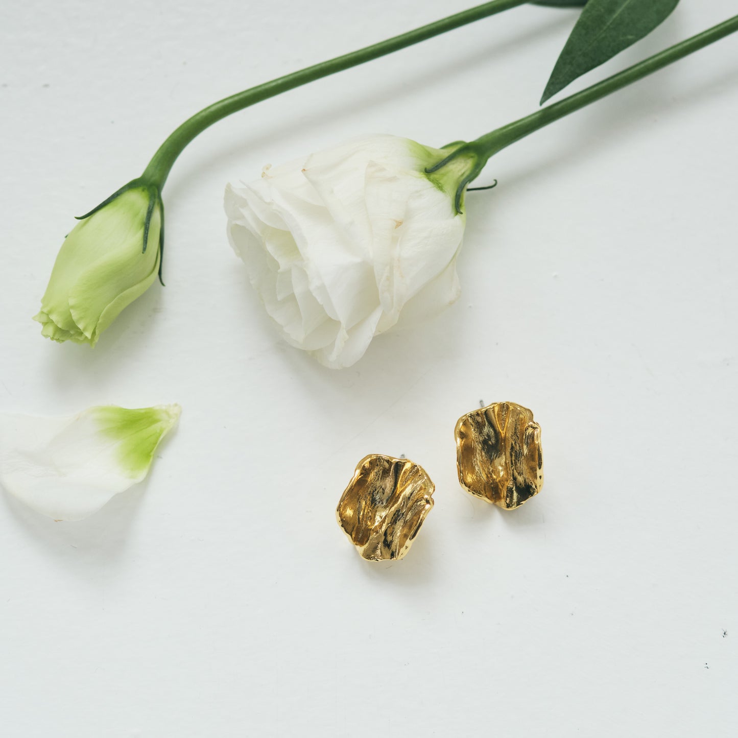 Petal Pierce/Earrings